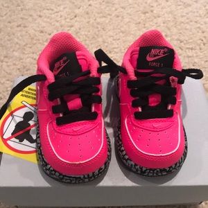 Baby shoes